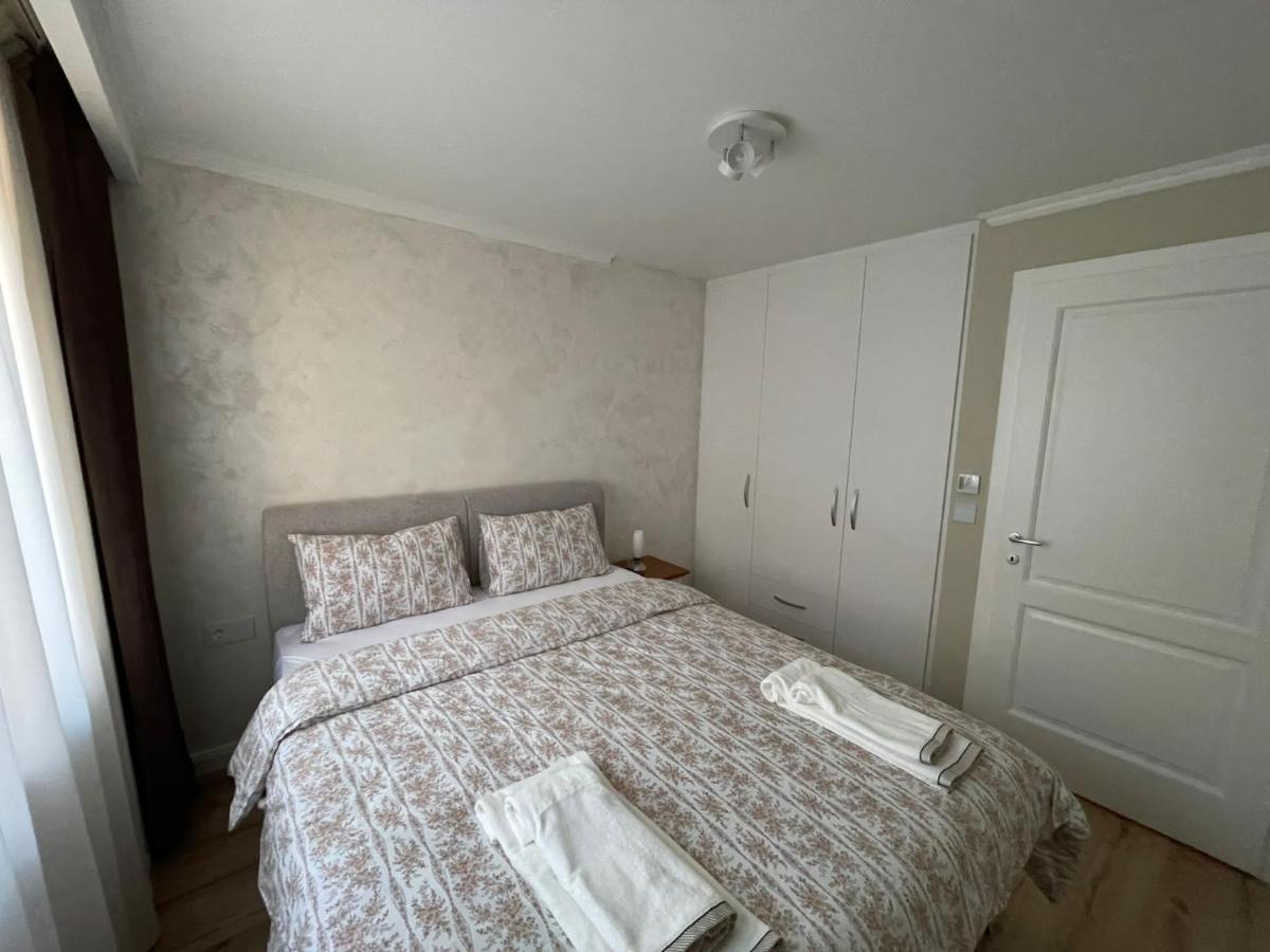 Apartament 1 Lalelelor Nasaud Dış mekan fotoğraf